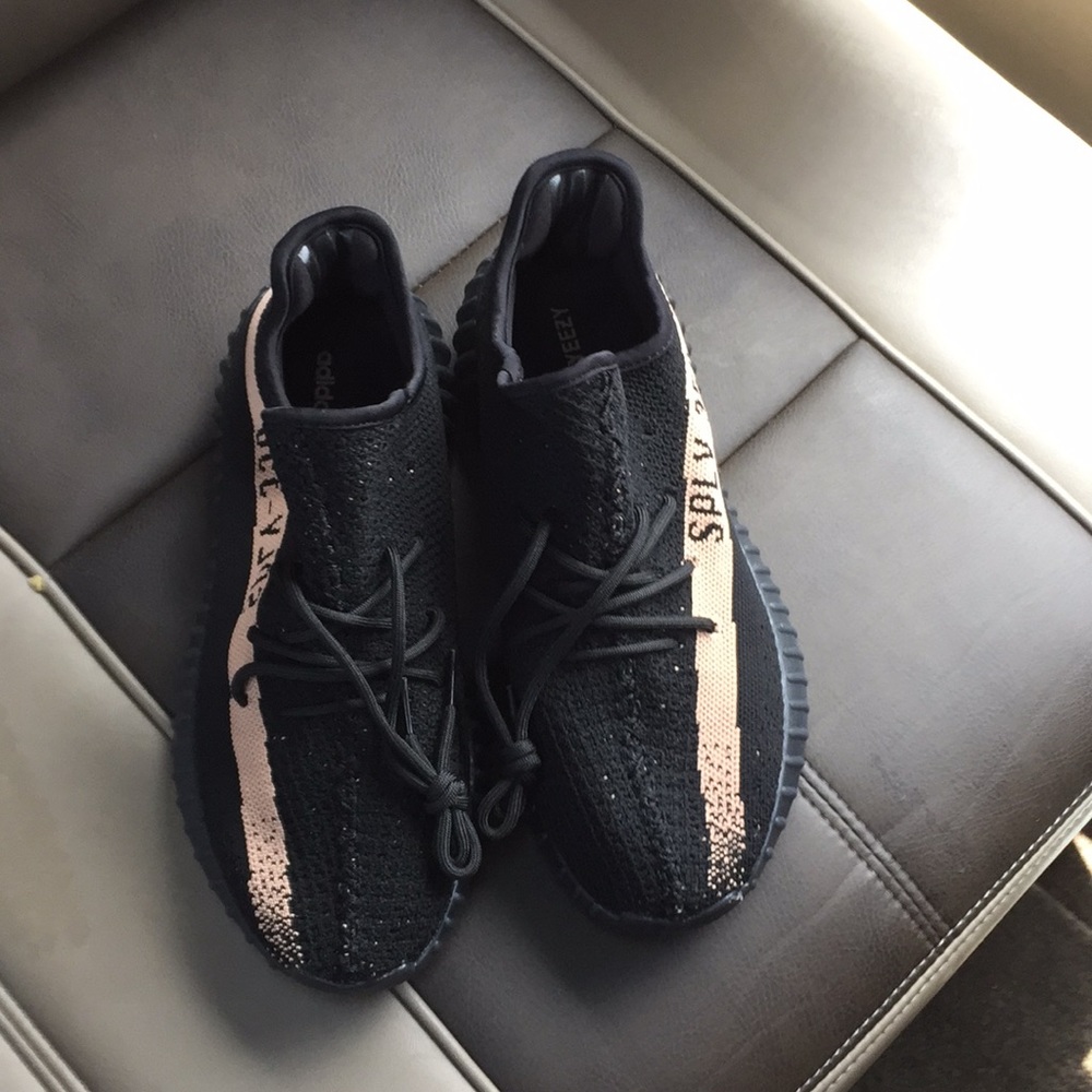 Yeezys no box
